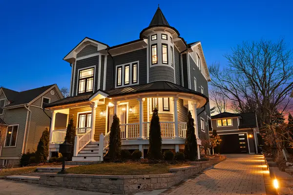 424 E Maple Avenue, La Grange, IL 60525