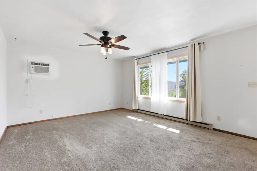 2518 Washington Avenue, Hot Springs, SD 57747 - #3