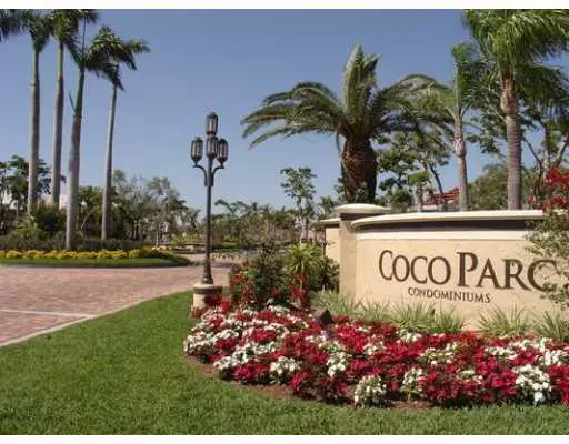 701 Lyons Road #13-208, Coconut Creek, FL 33063