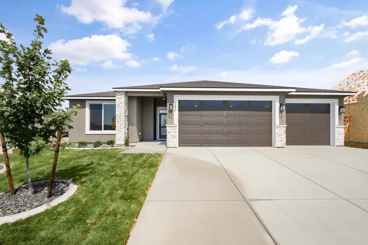 680 Lazio Way, Richland, WA 99352 - #1