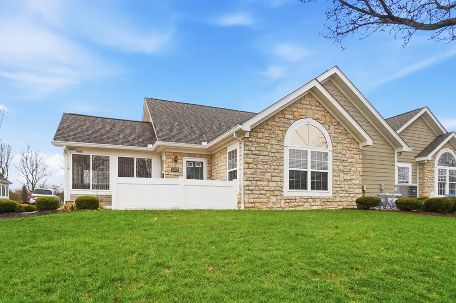 4662 Cobblestone Drive, Tipp City, OH 45371 - #2