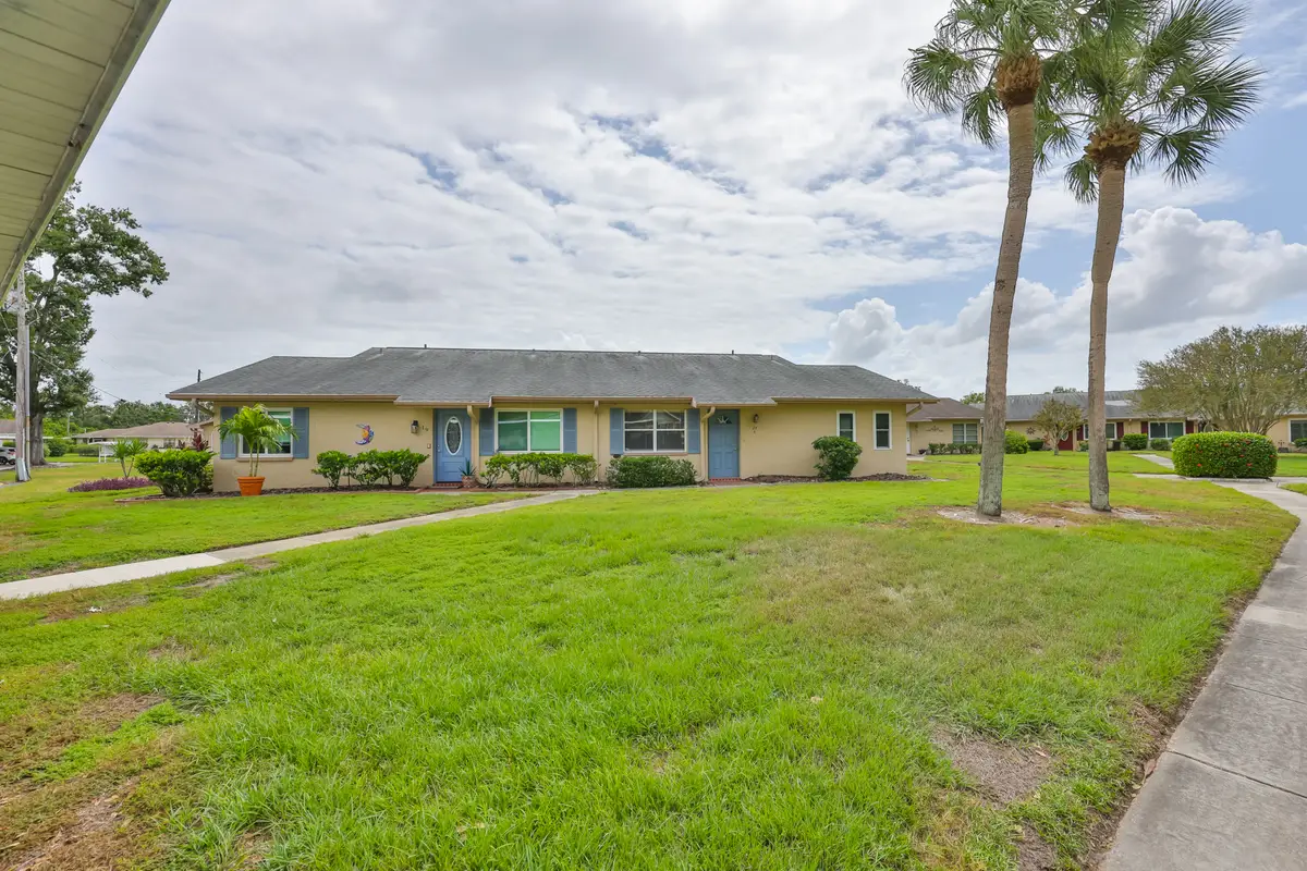 1908 Canterbury Lane #20, Sun City Center, FL 33573 - Image #1