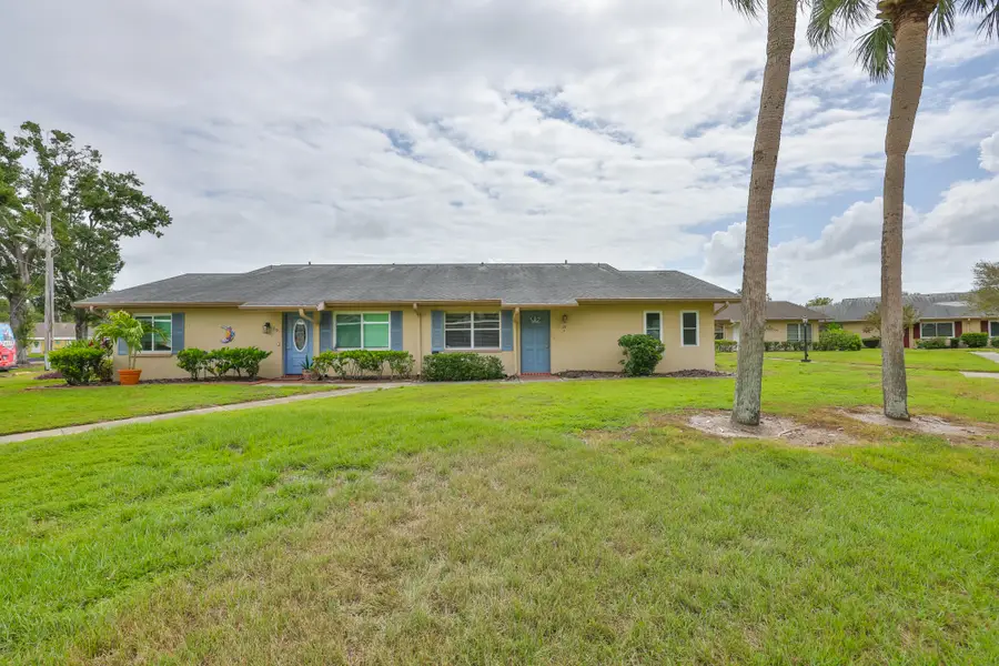 1908 Canterbury Lane #20, Sun City Center, FL 33573 - Image #2