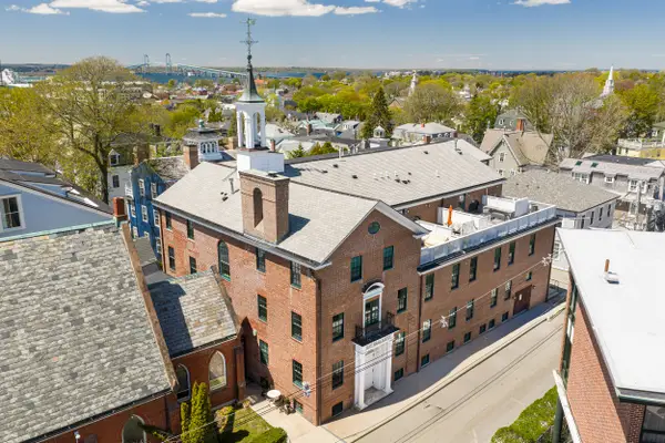 27 High Street #2, Newport, RI 02840