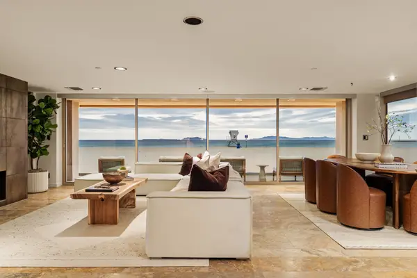 1825 Ocean Drive, Oxnard, CA 93035