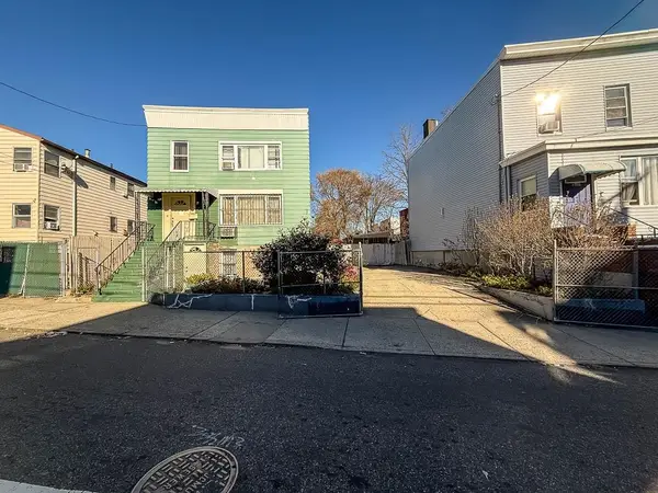 170-172 CATOR AVE, JC, Greenville, NJ 07305