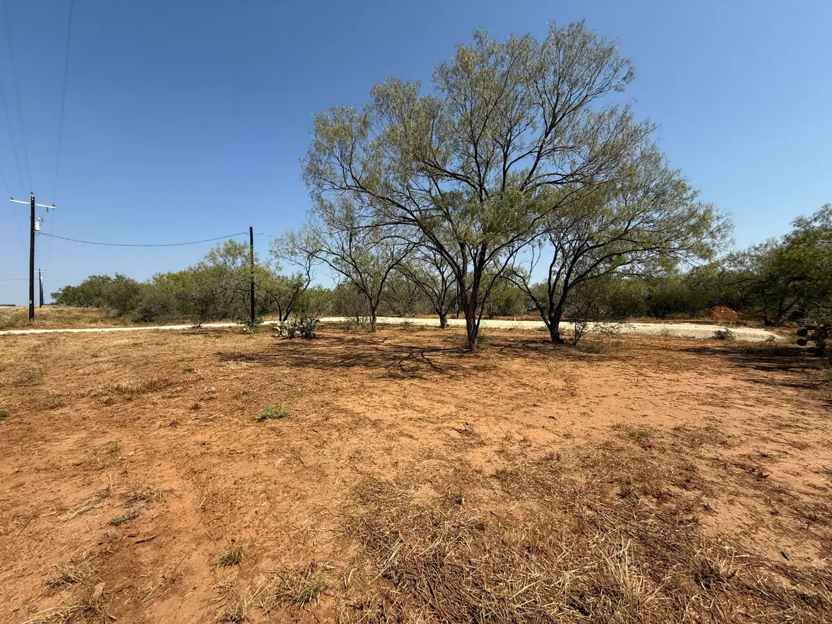 137 Cr 2644, Moore, TX 78057 - #1