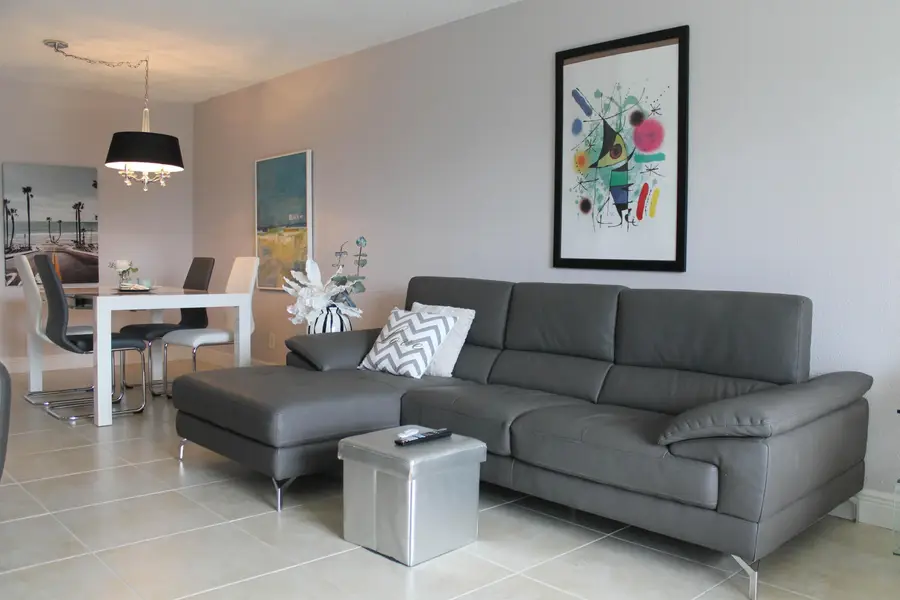 1830 Embassy Drive #401, West Palm Beach, FL 33401 - #2