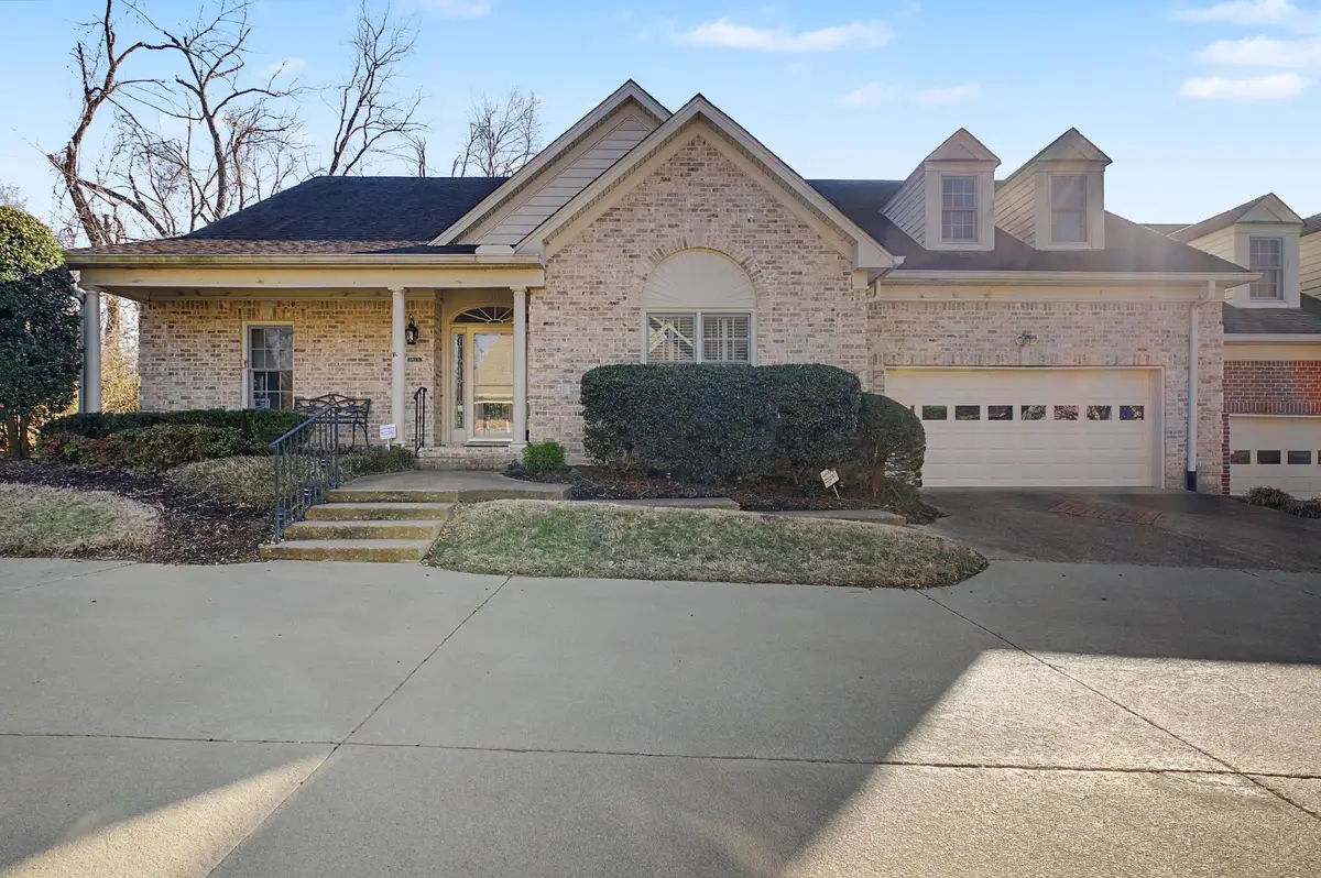 2814B White Oak Dr, Nashville, TN 37215 - #1