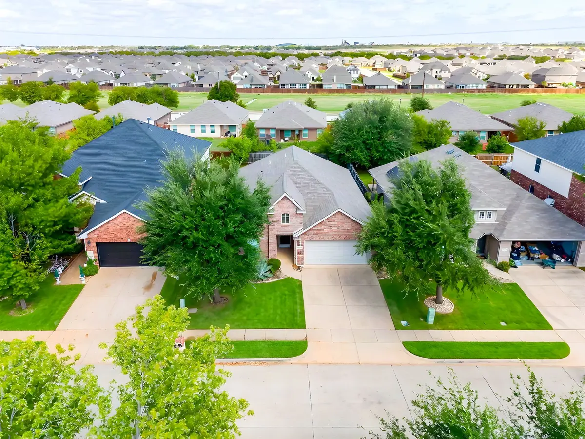 637 Brooks Street, Crowley, TX 76036 - #1