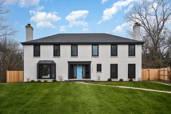 3031 Indianwood Road, Wilmette, IL 60091