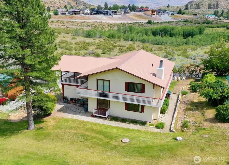 81 Golf Course Drive, Pateros, WA 98846 - #3