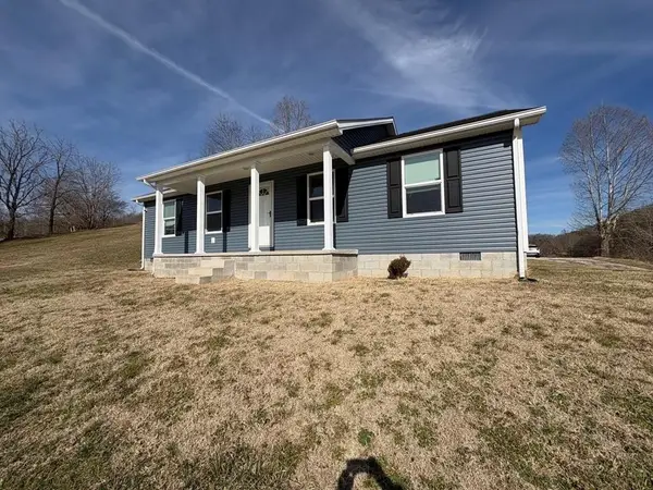 875 Gardner Dr., West Liberty, KY 41472