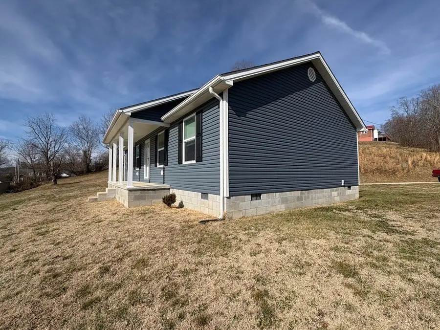 875 Gardner Dr., West Liberty, KY 41472 - #3