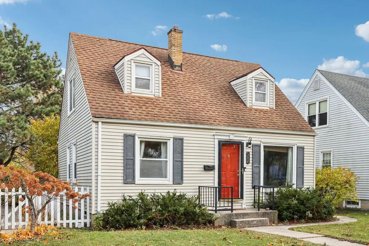 3218 N 89th Street, Milwaukee, WI 53222 - #1