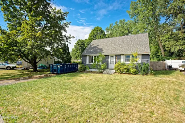 9 Pompano Drive, Troy, NY 12182