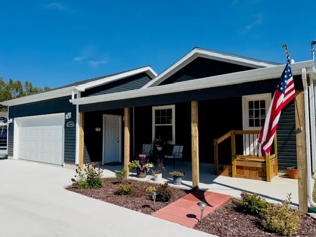 11366 W Shore Drive, Houghton Lake, MI 48629 - #1
