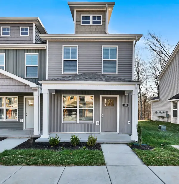 109 Quarry Point Dr, Clarksville, TN 37043