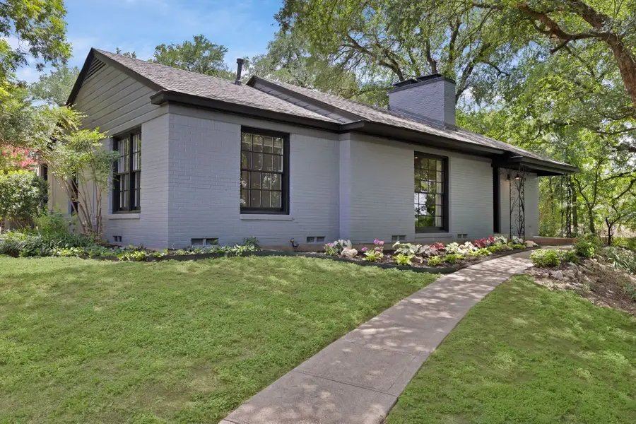 1904 Marigold Avenue, Fort Worth, TX 76111 - Image #2