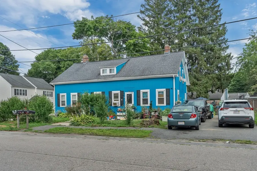 196-198 Knight Ave, Attleboro, MA 02703 - Image #2