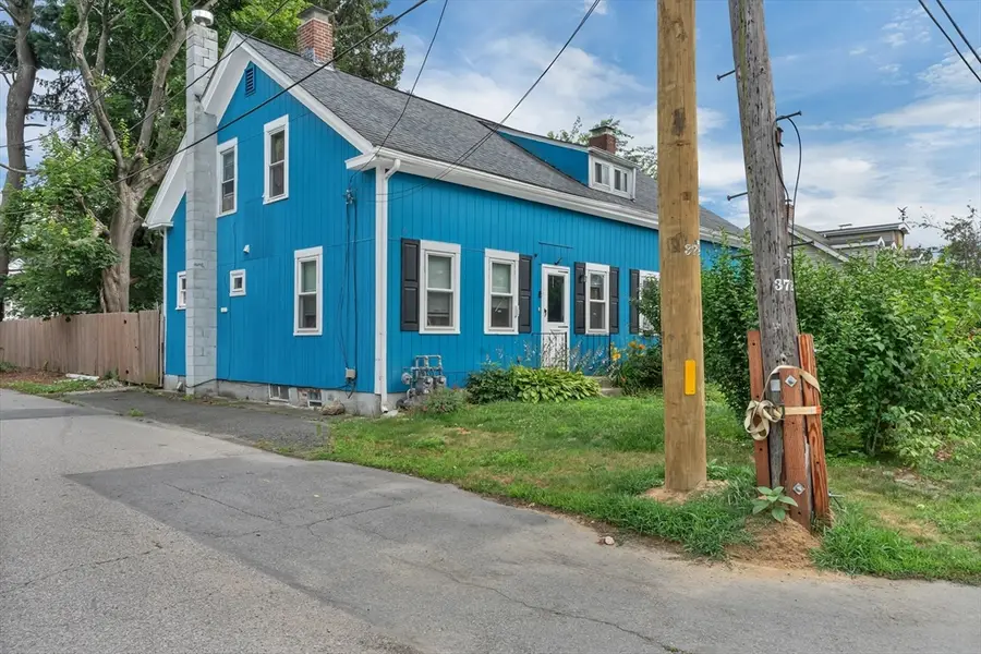 196-198 Knight Ave, Attleboro, MA 02703 - Image #3