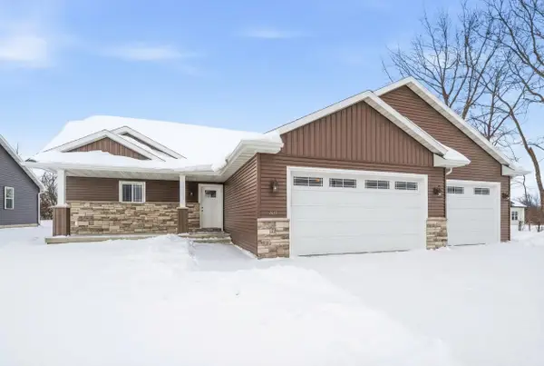 1617 Founders Street, NEENAH, WI 54956