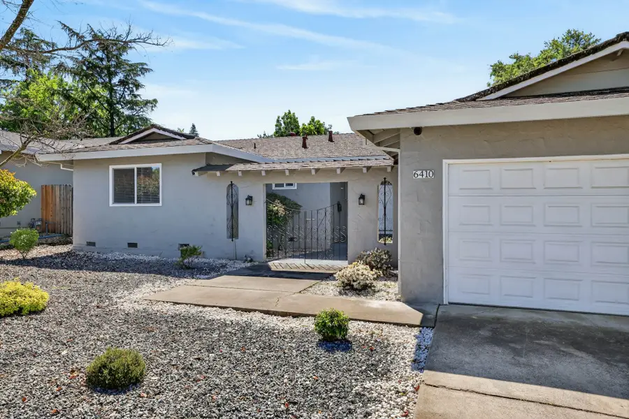 6410 Rolling Way, Carmichael, CA 95608 - #3