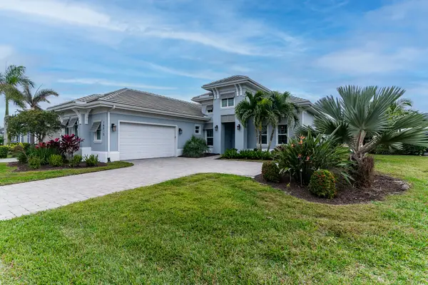 14812 Dockside Lane, Naples, FL 34114
