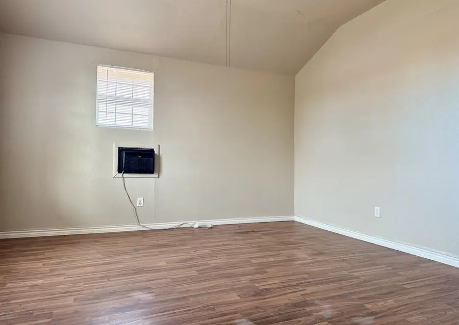 606 Burleson, Midland, TX 79701 - #2