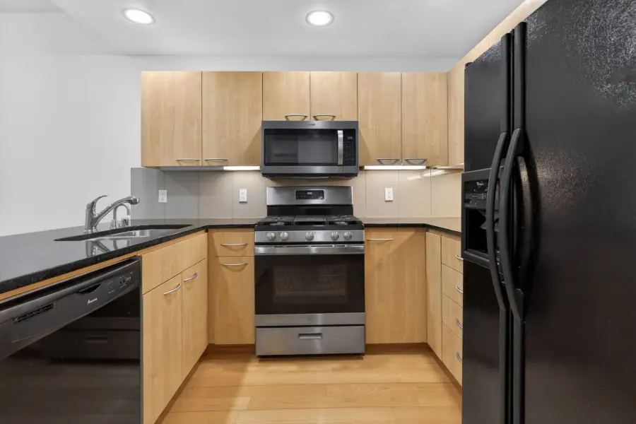 400 W 8th St #209, Vancouver, WA 98660 - #3