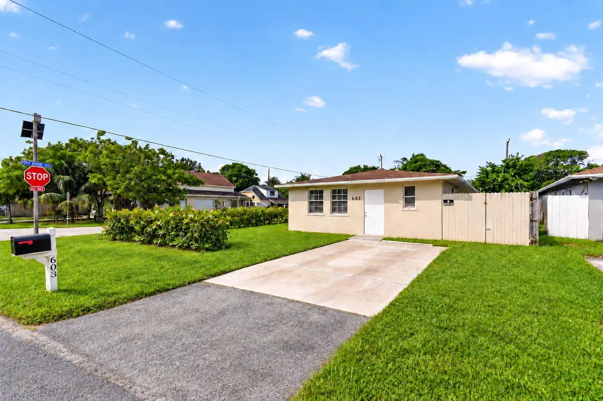 603 N Broadway, Lantana, FL 33462 - #1