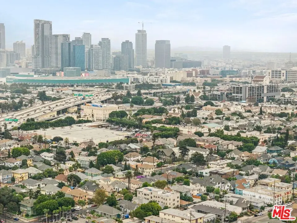 1220 W 25th Street, Los Angeles, CA 90007 - Image #1