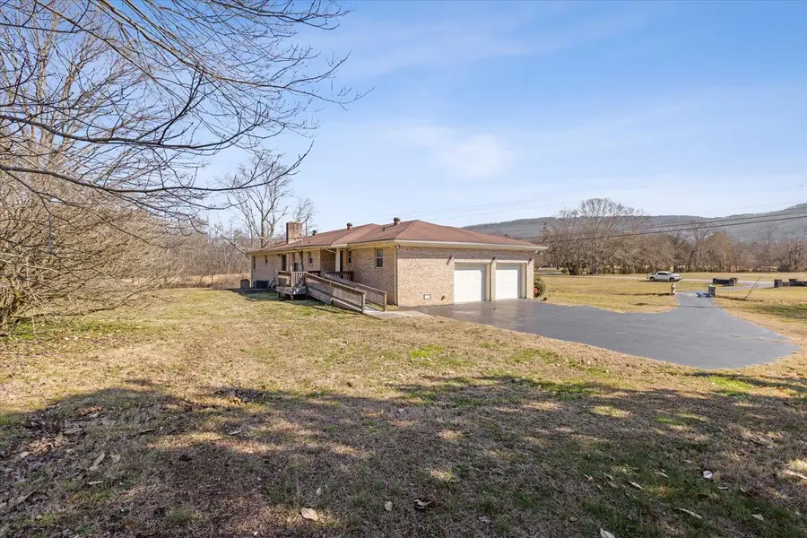 557 Alvin York Highway, Whitwell, TN 37397 - #2