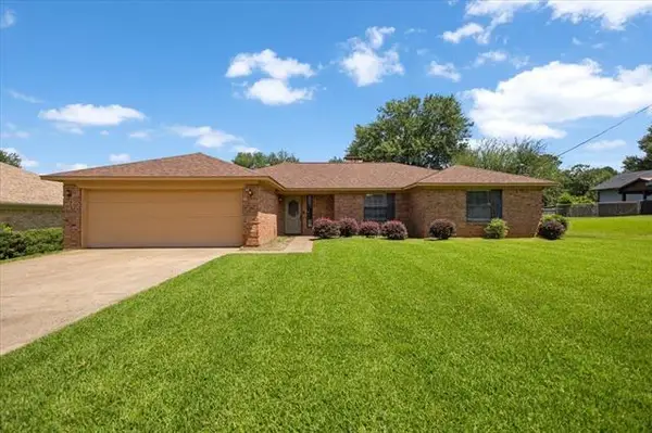 1910 Inglewood St, Henderson, TX 75654-2508