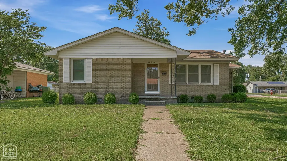 901 N Parkside Street, Blytheville, AR 72315 - #1