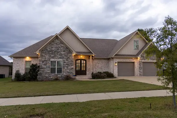 714 Saddleridge Way, Florence, AL 35630