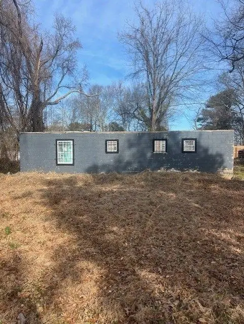 2025 Moody Drive, Atlanta, GA 30315