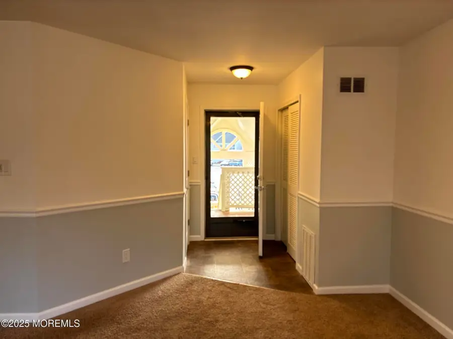 160 Pinetree Court, Howell, NJ 07731 - Image #2