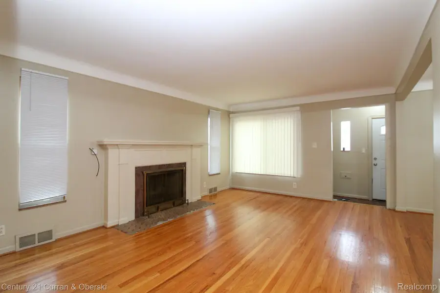 7907 W Morrow Circle, Dearborn, MI 48126 - #3