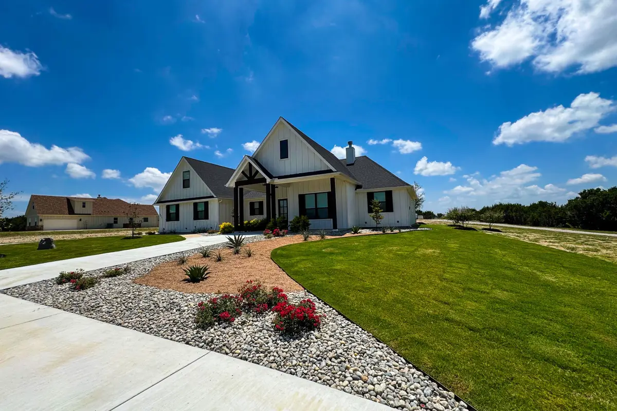 341 Sharla Smelley Road, Weatherford, TX 76088 - Image #1