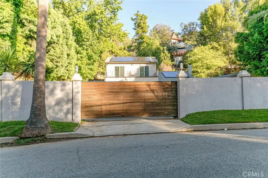 9620 Wheatland Avenue, Sunland, CA 91040 - #3