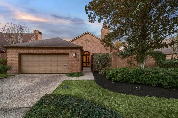 2702 S Glen Haven Boulevard, Houston, TX 77025