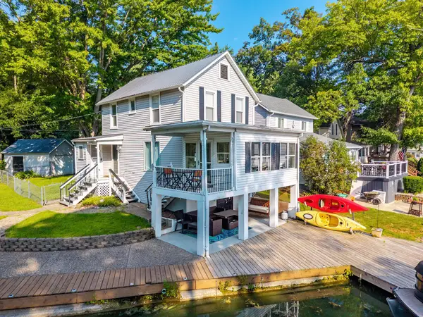 623 Lions Drive, Rome City, IN 46784