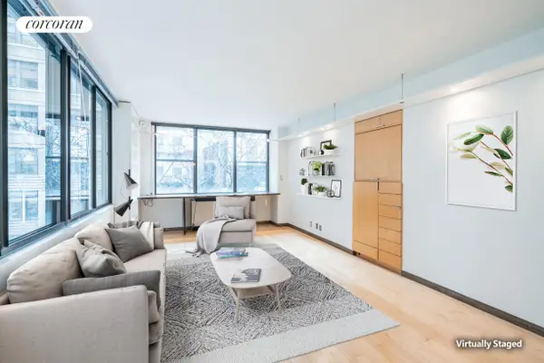301 E 45th Street #3B, Manhattan, NY 10017