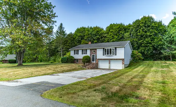 33 Hillside Drive, Hampden, ME 04444