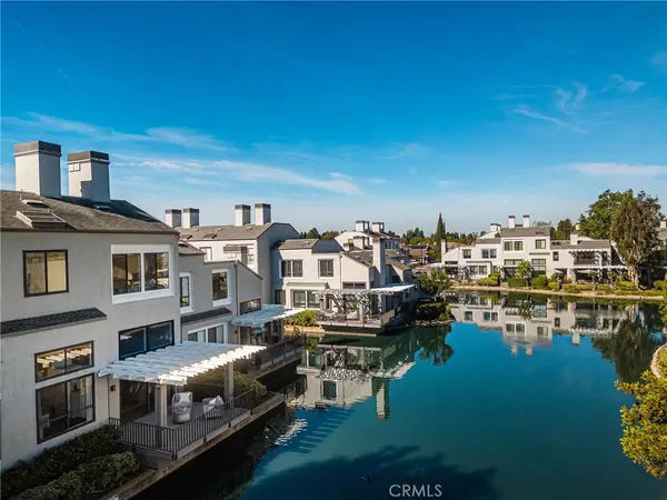 30 Waterway #43, Irvine, CA 92614