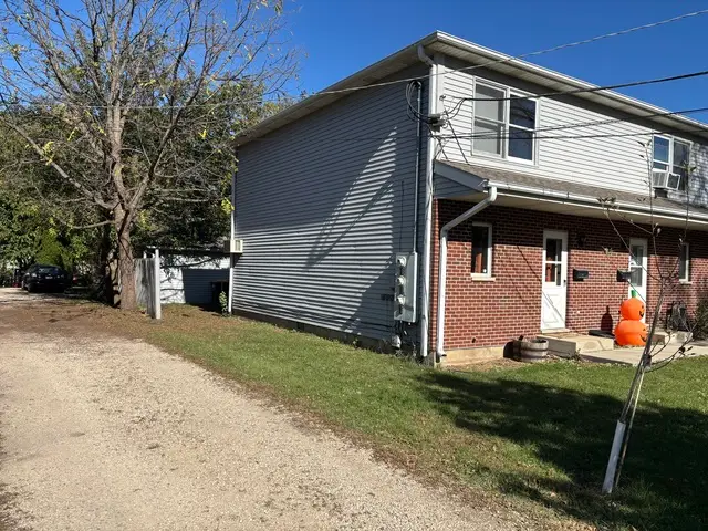 322 W Railroad St #Unit 3, Marengo, IL 60152 - #2