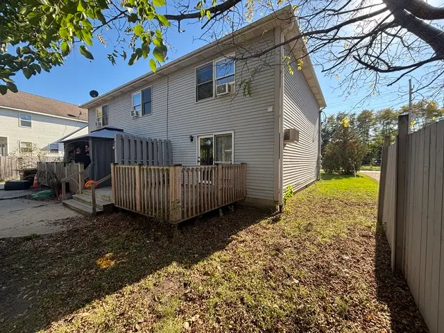 322 W Railroad St #Unit 3, Marengo, IL 60152 - #3