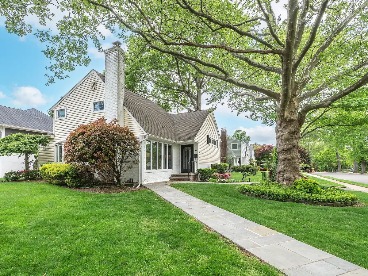 43 Plymouth Road, Port Washington, NY 11050 - #1