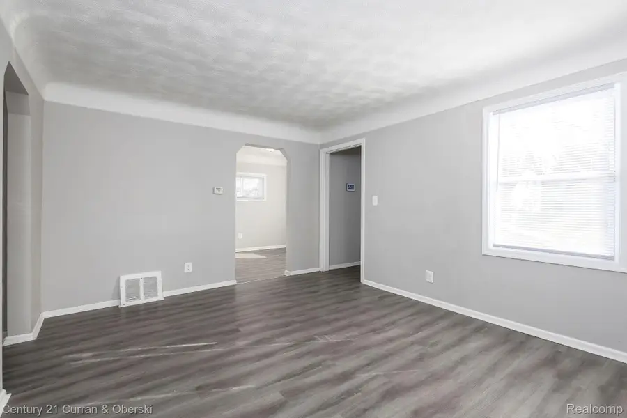 18943 Greydale Avenue, Detroit, MI 48219 - #3